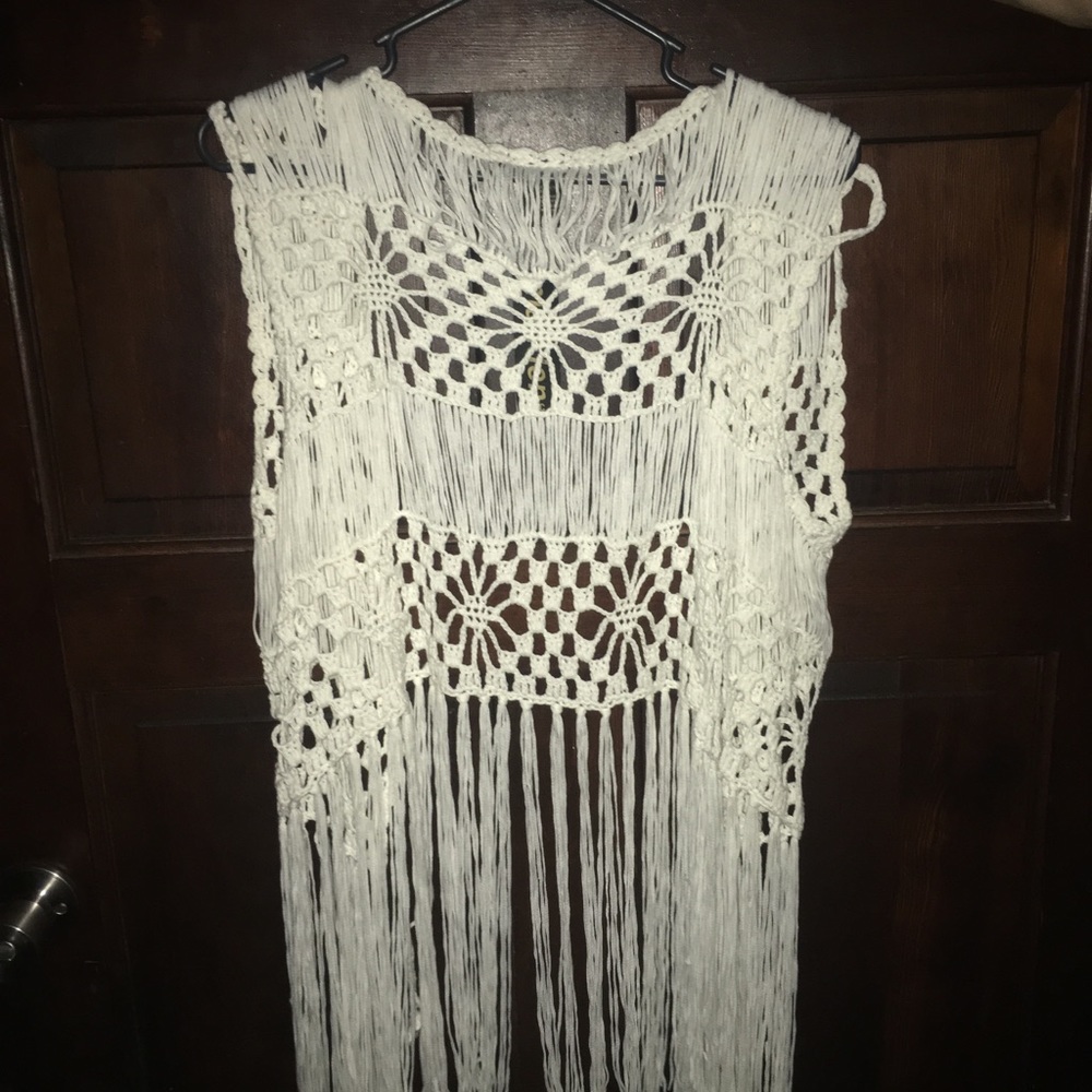 Shaw - Picture 5 of 5